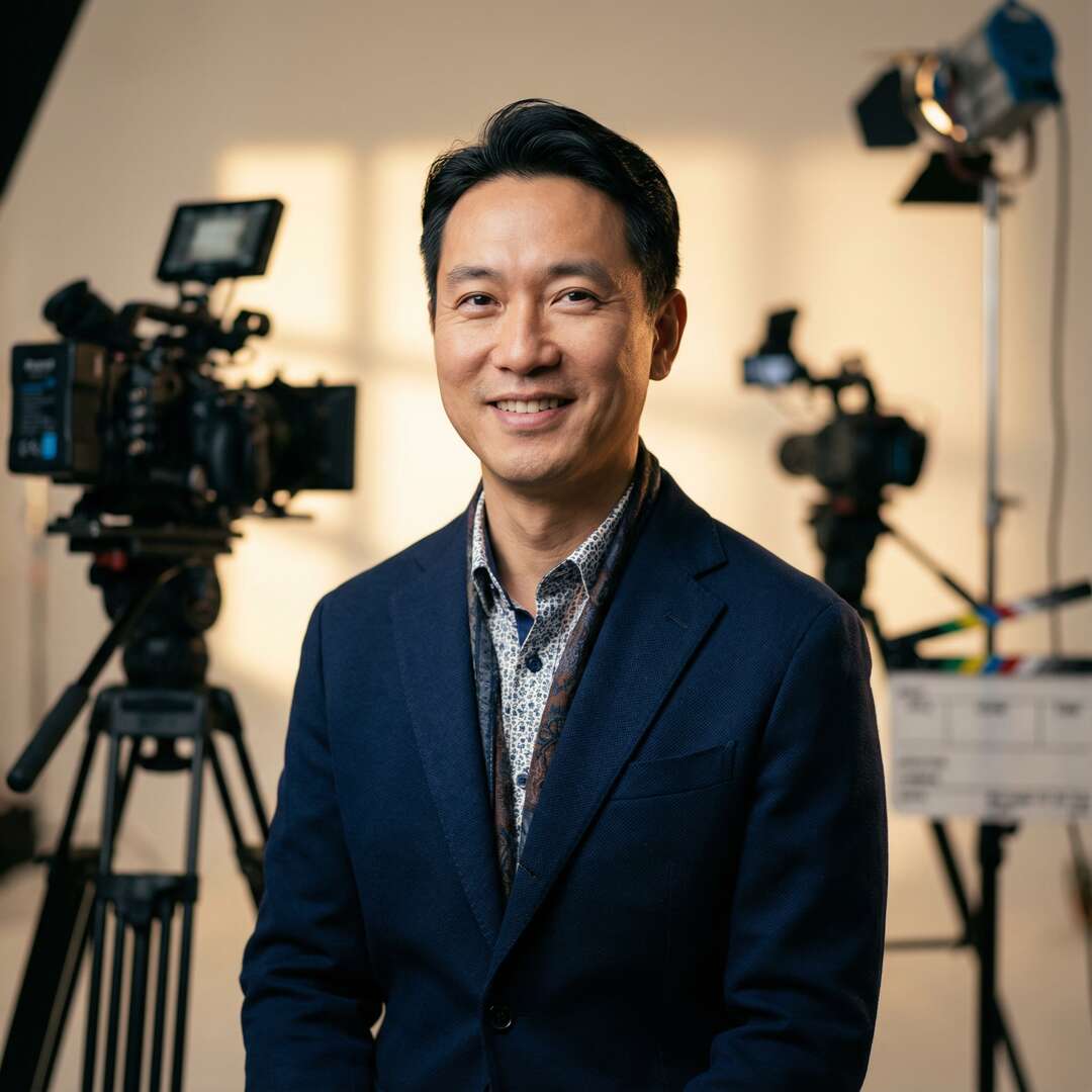 泡在我家的辣妹导演顾问